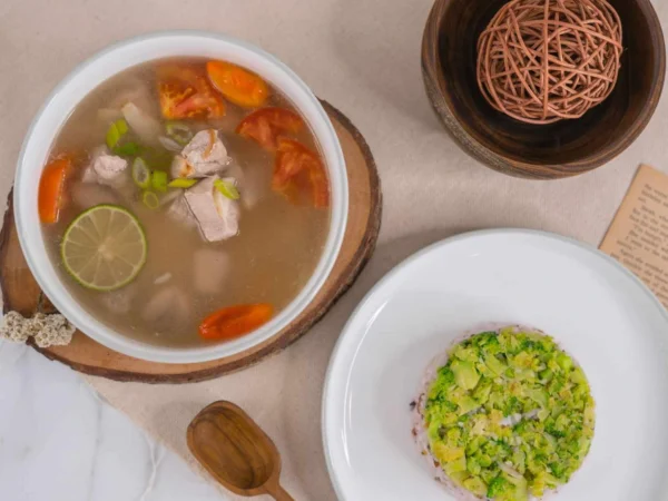 Pangandaran-style tuna soup