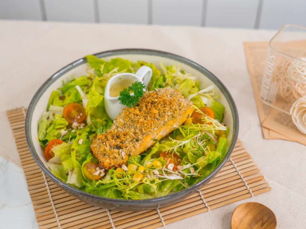 menu-sehat-bandung-salmon-salad